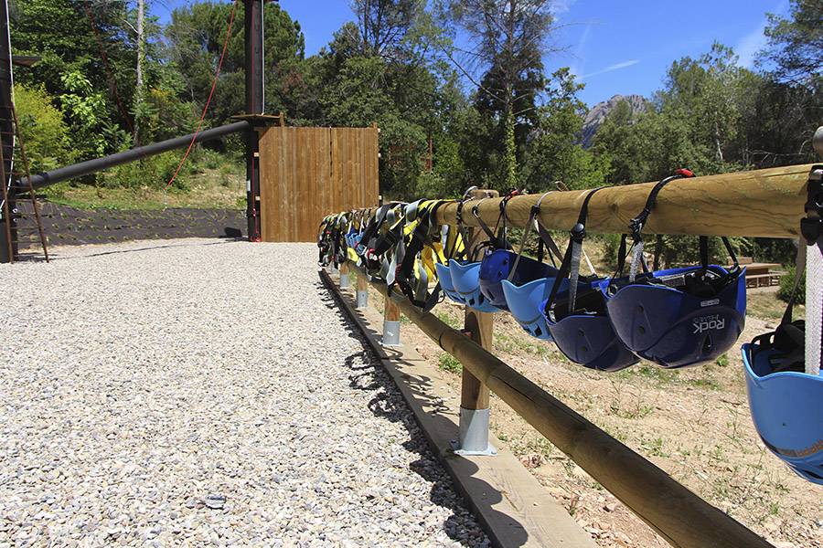 collbato-outdoor-01